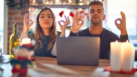 7 советов, как справиться со смешанными чувствами, вызванными праздниками